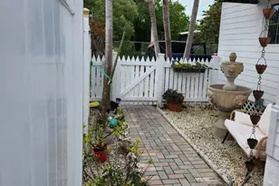 331 Ave F, Big Coppitt, FL 33040 - Photo 10