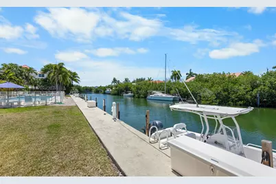 591 Sombrero Beach Road #APT 1B, Marathon, FL 33050 - Photo 2