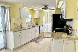 901 S Emerald Dr, Key Largo, FL 33037 - Photo 10