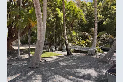 803 Oceana Avenue, Key Largo, FL 33037 - Photo 2