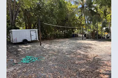803 Oceana Avenue, Key Largo, FL 33037 - Photo 36
