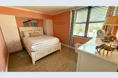 88500 Overseas Highway #APT 108, Plantation Key, FL 33070 - Photo 10