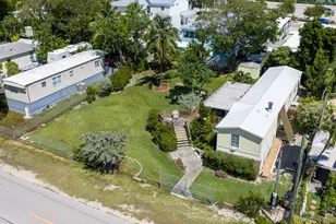 917 Plantation Rd, Key Largo, FL 33037 - Photo 2
