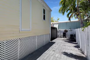 4 Coral Dr, Lower Sugarloaf Key, FL 33040 - Photo 28