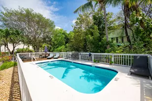 7 Mccoy Cir, Key West, FL 33040 - Photo 4