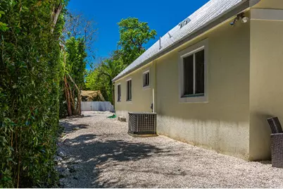 143 N Hammock Road, Upper Matecumbe Key Islamorada, FL 33036 - Photo 6
