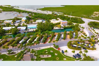 2950 Overseas Highway # 2, Lower Sugarloaf Key, FL 33040 - Photo 14