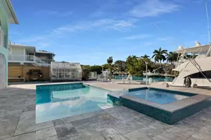 232 W Seaview Dr, Duck Key, FL 33050 - Photo 24