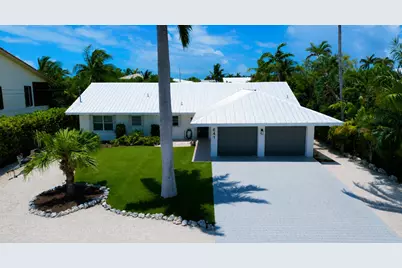 641 12th Street, Key Colony, FL 33051 - Photo 2