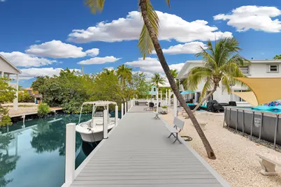 750 W Indies Drive, Ramrod Key, FL 33042 - Photo 4