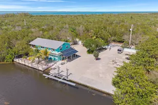 1934 No Name Dr, Lower Sugarloaf Key, FL 33043 - Photo 10