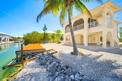 17286 Jamaica Lane, Sugarloaf Key, FL 33042 - Photo 2