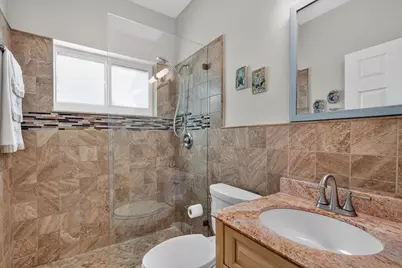 8 Ocean View Boulevard, Key Largo, FL 33037 - Photo 18