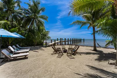 58652 Overseas Highway, Marathon, FL 33050 - Photo 12
