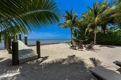 58652 Overseas Highway, Marathon, FL 33050 - Photo 8