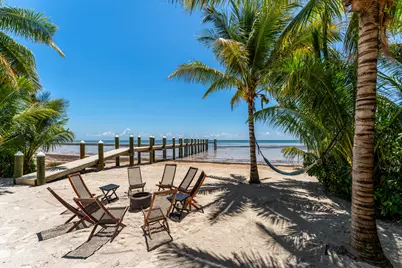 58652 Overseas Highway, Marathon, FL 33050 - Photo 16