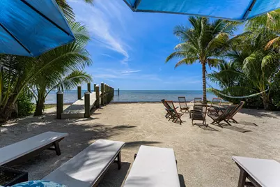 58652 Overseas Highway, Marathon, FL 33050 - Photo 14