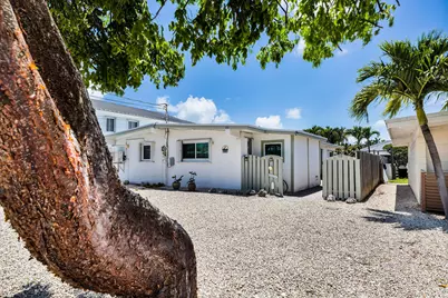 191 5th Street, Key Colony, FL 33051 - Photo 28
