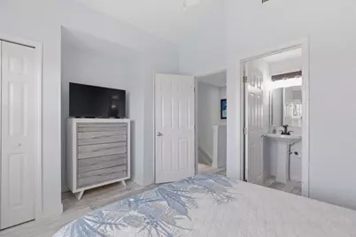 7006 Harbor Village Drive, Duck Key, FL 33050 - Photo 32