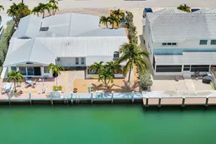 741 9th St, Key Colony, FL 33051 - Photo 32