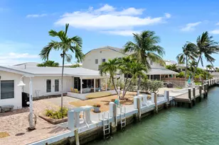 741 9th St, Key Colony, FL 33051 - Photo 36