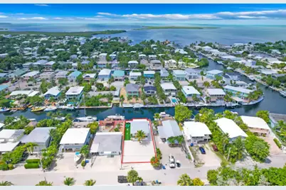 125 Gardenia Street #125, Plantation Key, FL 33070 - Photo 1