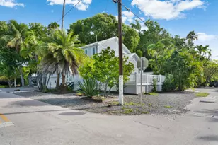 1409 Whalton St, Key West, FL 33040 - Photo 60