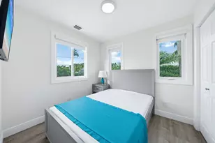 1409 Whalton St, Key West, FL 33040 - Photo 32