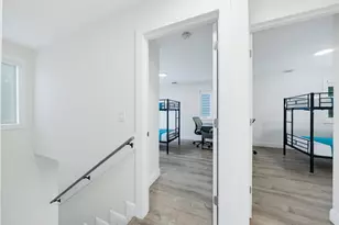 1409 Whalton St, Key West, FL 33040 - Photo 34