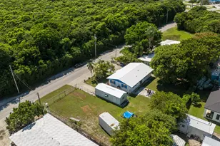 8 S Andros Rd, Key Largo, FL 33037 - Photo 30