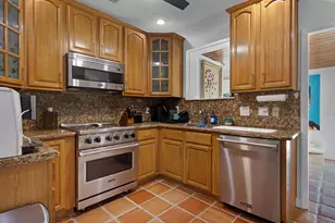 2519 Staples Ave, Key West, FL 33040 - Photo 12