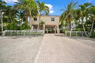 316 Woods Ave, Plantation Key, FL 33070 - Photo 2