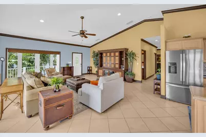 316 Woods Avenue, Plantation Key, FL 33070 - Photo 8
