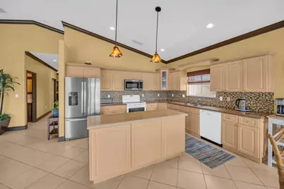 316 Woods Avenue, Plantation Key, FL 33070 - Photo 10