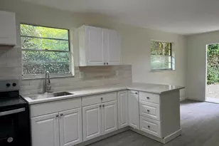220 W Indies Rd, Key Largo, FL 33070 - Photo 10