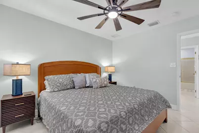 292 Sadowski, Key Colony, FL 33051 - Photo 32