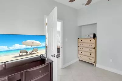 292 Sadowski, Key Colony, FL 33051 - Photo 26