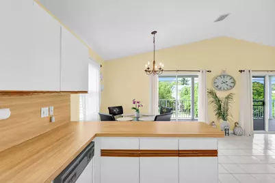 19464 Seminole Street, Sugarloaf Key, FL 33042 - Photo 12