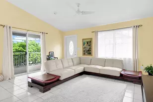 19464 Seminole St, Sugarloaf Key, FL 33042 - Photo 8
