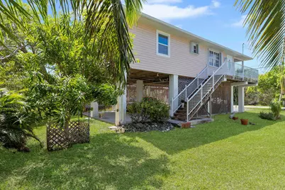 19464 Seminole Street, Sugarloaf Key, FL 33042 - Photo 28