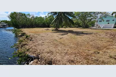 30860 Malaga Lane, Big Pine Key, FL 33043 - Photo 4
