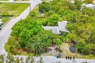 290 46th St, Summerland Key, FL 33042 - Photo 26