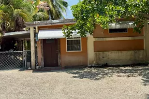 813 Narragansett Ln, Key Largo, FL 33037 - Photo 2