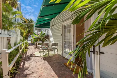 1117 Duval Street, Key West, FL 33040 - Photo 8