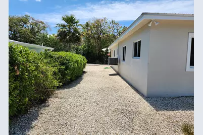 197 Dove Lake Drive, Key Largo, FL 33037 - Photo 2