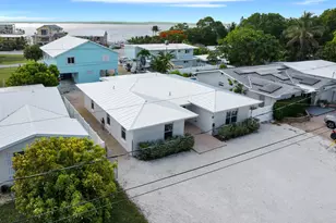 304 2nd Terrace, Key Largo, FL 33037 - Photo 2