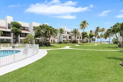 601 W Ocean Drive #316-D, Key Colony, FL 33051 - Photo 36