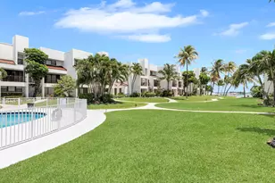 601 W Ocean Dr, Key Colony, FL 33051 - Photo 36
