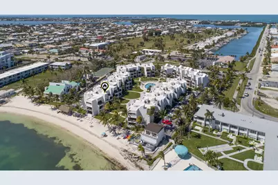 601 W Ocean Drive #316-D, Key Colony, FL 33051 - Photo 2