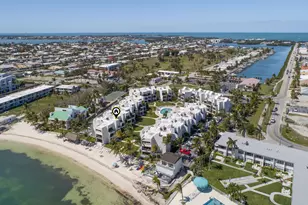 601 W Ocean Dr, Key Colony, FL 33051 - Photo 2